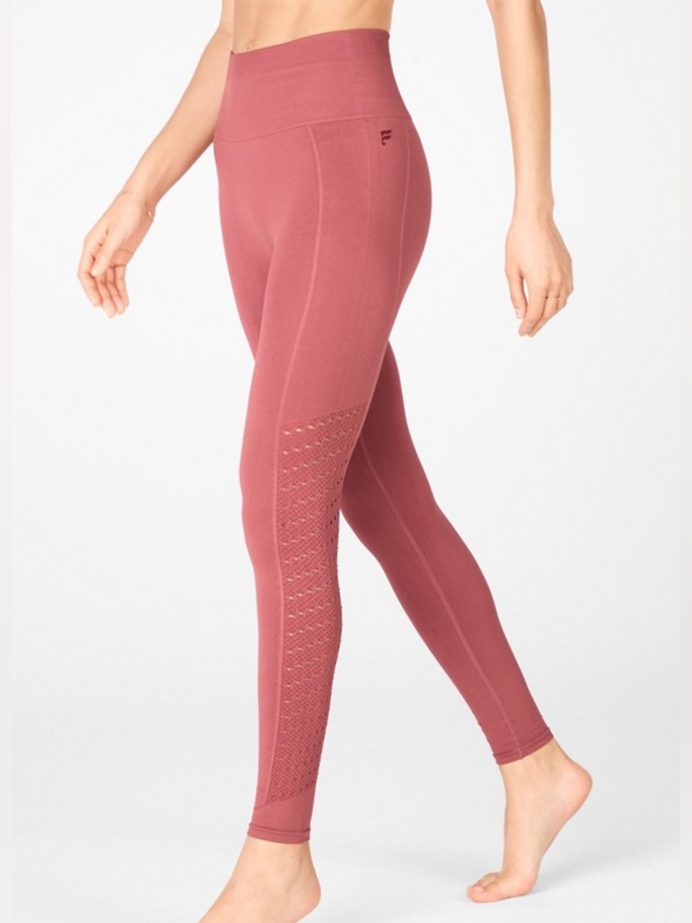 Fabletics Sync Seamless Mesh High Waisted 7/8 Leggings in Dark Rouge Size M
